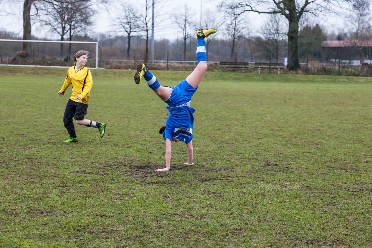 Bild 314 - C-Juniorinnen FSG-BraWie 08 - TuS Tensfeld : Ergebnis: 0:8